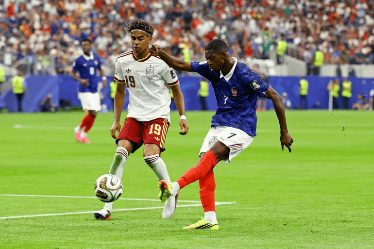 ديمبيلي يرشح 3 نجوم للكرة الذهبية 2026.. ويستبعد نفسه ولامين جمال