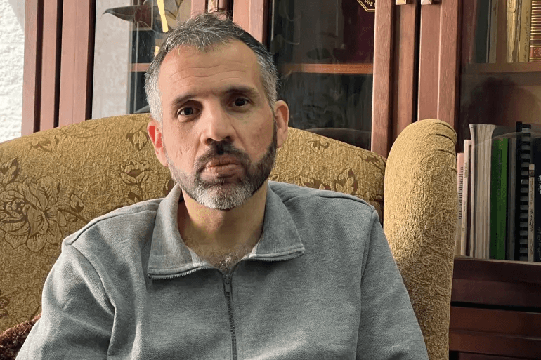 اعتقال الصحفي الفلسطيني علاء الريماوي بعد اقتحام منزله في رام الله