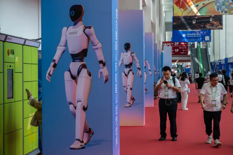 مبيعات الروبوتات الشبيهة بالبشر تصل إلى 7 آلاف وحدة في 2025 وسط توقعات بنمو سريع